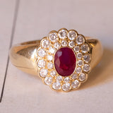 Anello vintage in oro 18K con rubino (1.20ct ca.) e diamanti (0.90ct ca.), anni ‘60