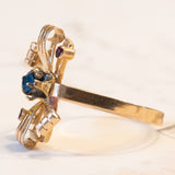 Anello vintage in oro 18K con pasta di vetro blu e paste di vetro rosse, anni ‘50
