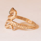 Anello antico a forma di serpente in oro giallo 18K con smeraldi, anni '10