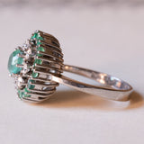 Vintage 14K white gold ring with emeralds (1.48ctw approx.) And diamonds (0.40ctw approx.), 60s / 70s