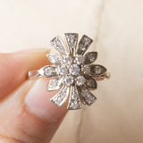 Anello vintage in oro bianco 18K con diamanti (0.70ctw ca.), anni ‘60