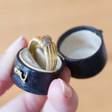 Vintage snake ring in 18K gold with diamonds (0.15ctw approx.), 60s / 70s