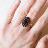 Anello vintage a margherita in oro 8K con granati, anni ‘60