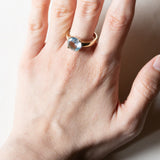 Anello vintage in oro 9K con topazio azzurro, anni ‘60