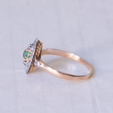 Anello antico in oro 18K e argento con pasta di vetro verde e diamanti, anni ‘30/‘40