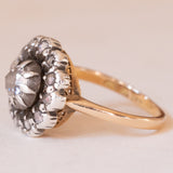 Anello vintage in stile antico a margherita in oro giallo 18K e argento con diamanti (centrale 0.40ct ca.), anni '60