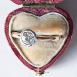Solitario antico in oro 18K con diamante di taglio vecchia Europa (0.90ct ca.), anni ‘30/‘40