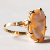 Anello vintage in oro 18K con cammeo su conchiglia, anni ‘60