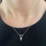 Collana moderna in oro 9K con diamanti