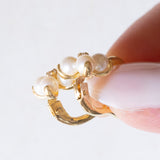 Orecchini vintage in oro giallo 18K con perle bianche e zirconi, anni ‘50/‘60
