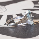 Anello vintage in oro bianco 18K con acquamarina, anni ‘70/‘80