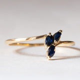 Anello vintage in oro 14K e zaffiri, anni ‘60/‘70