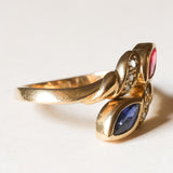 Anello contrarié vintage in oro 14K con zaffiro, rubino e diamanti (0.12ctw ca.), anni ‘70/‘80