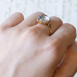 Vintage cocktail ring in 18K gold with blue spinel, 60s / 70s