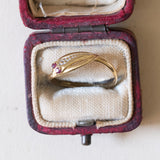 Anello a serpente vintage in oro 18K con rubini, anni ‘70