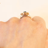 Anello vintage in oro 18K con pasta di vetro blu e paste di vetro rosse, anni ‘50