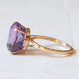 Vintage cocktail ring in 18K gold with dark purple amethyst, 1960s