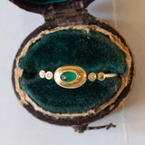 Anello vintage in oro 14K con smeraldo cabochon e diamanti, anni ‘60