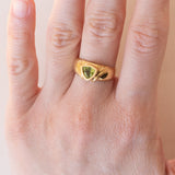 Anello vintage in oro 18K con peridoto verde, anni ‘70