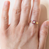 Anello retrò in oro 18K con rubini e perla, anni ‘40