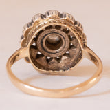 Anello vintage in stile antico a margherita in oro giallo 18K e argento con diamanti (centrale 0.40ct ca.), anni '60