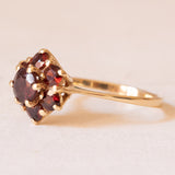 Anello vintage a margherita in oro giallo 14K con granati, anni ‘50/‘60