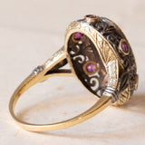 Anello vintage in stile antico in oro 18K e argento con zaffiro e rubini