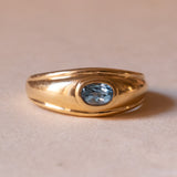 Vintage 18K gold band ring with blue topaz, 60s / 70s