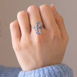 Anello vintage in oro bianco 18K con topazio azzurro (5.50ct ca.), anni '90