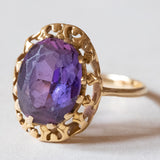 Anello vintage da cocktail in oro 18K con zaffiro viola, anni ‘60/‘70