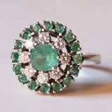 Vintage 14K white gold ring with emeralds (1.48ctw approx.) And diamonds (0.40ctw approx.), 60s / 70s