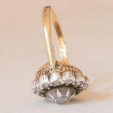Anello vintage in stile antico a margherita in oro giallo 18K e argento con diamanti (centrale 0.40ct ca.), anni '60