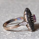 Anello a margherita vintage in stile antico in oro 18K e argento con rubino e diamanti