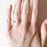 Anello vintage in oro giallo 18K con perla bianca, anni ‘40/‘50