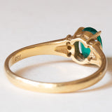 Anello vintage in oro 18K con smeraldo sintetico e diamanti, anni ‘70/‘80