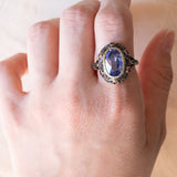 Anello vintage in stile antico in oro 18K e argento con zaffiro e rubini