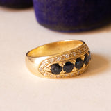 Anello vintage in oro 18K con zaffiri e diamanti, anni ‘50