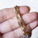 Collana vintage in oro 14K con spinello azzurro sintetico, anni ‘70/‘80