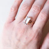 Anello vintage in oro giallo 18K con acquamarina (0.65ct ca.), anni ‘70/‘80