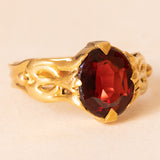 Anello vintage in oro giallo 18K con granato (4.50ct ca.), anni ‘60
