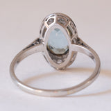 Anello Art Déco in platino e in oro bianco 18K con acquamarina e diamanti, anni ‘30