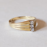 Anello triplo in oro 14K con diamanti (0.15ctw ca.), anni ‘70