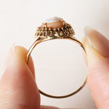 🍂 Anello vintage in oro 18K con cammeo su conchiglia, anni ‘50/‘60