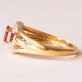 Anello vintage in oro giallo 18K e in oro bianco 18K con rubini e diamanti (0.18ctw ca.), anni ‘70