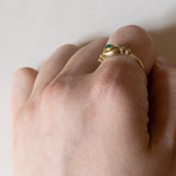 Anello vintage in oro 14K con smeraldo cabochon e diamanti, anni ‘60