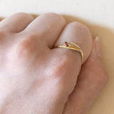 Anello a serpente vintage in oro 18K con rubini, anni ‘70