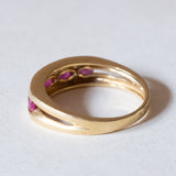 Anello vintage in oro 18K con rubini e diamanti (0.08ctw ca.), anni ‘70