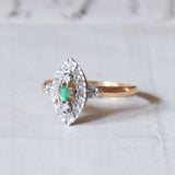 Anello antico in oro 18K e argento con pasta di vetro verde e diamanti, anni ‘30/‘40