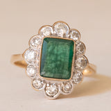 Bague marguerite en or 14 carats avec émeraude (environ 1,50 ct) et diamants (environ 0,80 ct), années 1940/1950