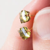 Orecchini vintage in oro 18K con peridoti, anni ‘70